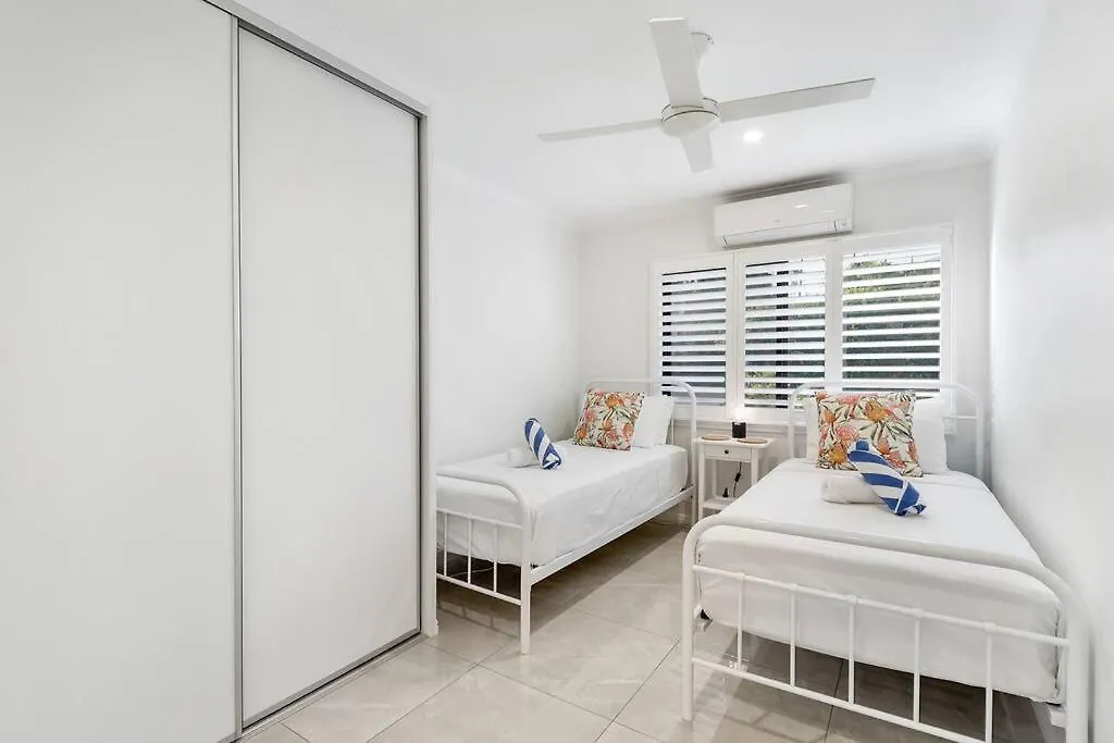Elevated Entertainer - Modern, Spacious & Stylish East Trinity